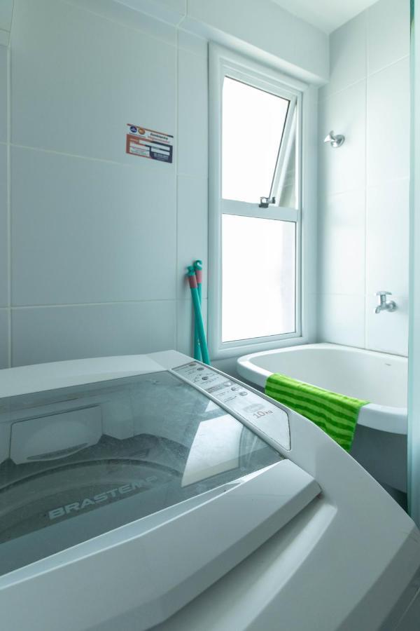 Apartamento Apto Beira Mar, Orla, Area De Lazer Completa Na Cobertura E Vista Mar, Vigilante E Condominio 24h, Al *